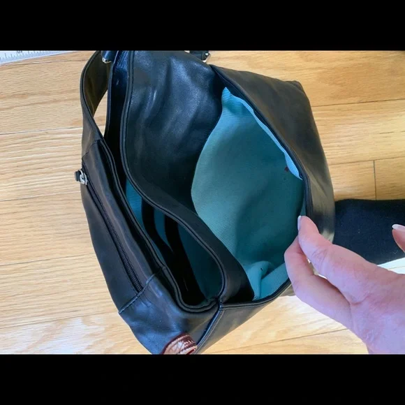 Radley of London black leather Crossbody - Picture 3 of 8